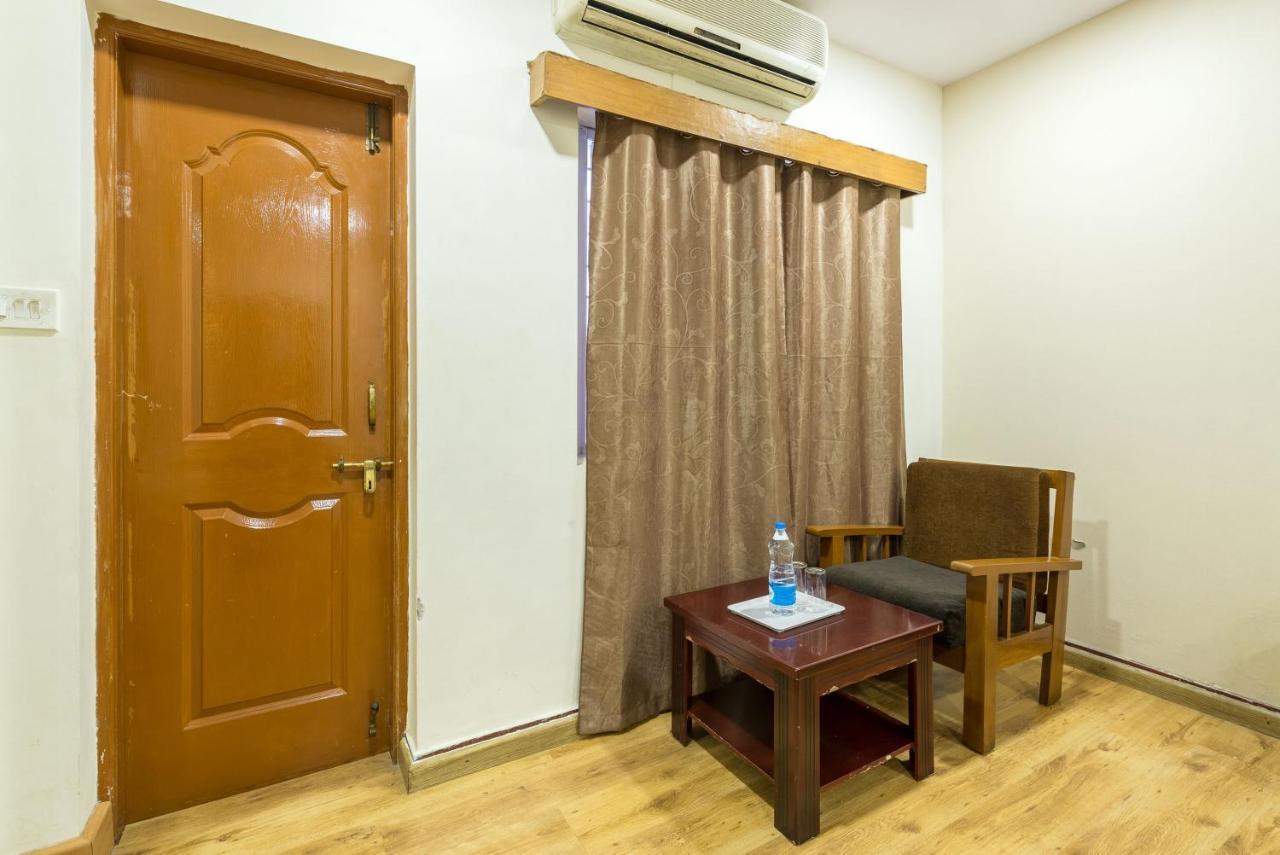 Oyo 3722 Hotel Stayeasy Majestic Bangalore Exterior photo