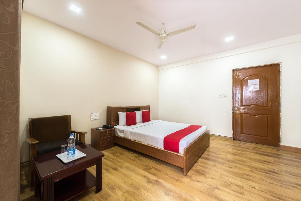 Oyo 3722 Hotel Stayeasy Majestic Bangalore Exterior photo