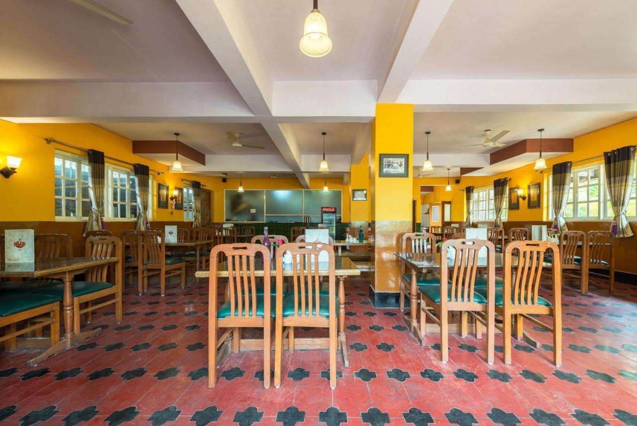 Oyo 3722 Hotel Stayeasy Majestic Bangalore Exterior photo